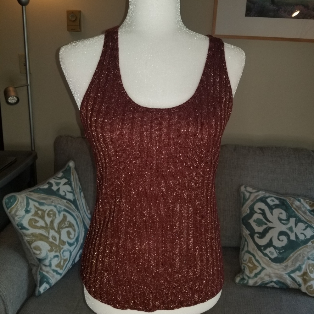 BNWT Forever 21 tank top Sz.M burgundy color